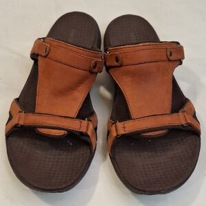 Merrell Women's Brown and Tan Women's Glade Autumn Sandals. Great Condition.